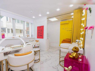 Фотография Продажа помещения свободного назначения, 91 м² , Московская улица 1с2 №7 Фотография Продажа помещения свободного назначения, 91 м² , Московская улица 1с2 №7