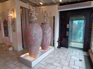 Фотография Продажа помещения свободного назначения, 473 м² , Уральская улица №9 Фотография Продажа помещения свободного назначения, 473 м² , Уральская улица №9