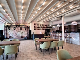 Продажа офиса 473 м² Уральская улица