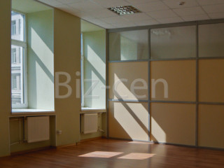 Аренда офиса 17 м² Цветочная улица 25