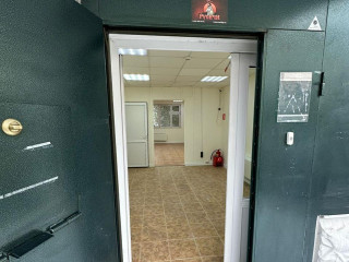 Фотография Аренда помещения свободного назначения, 132 м² , улица Руднёвка 16  №4