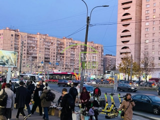 Аренда магазина 352 м² проспект Просвещения 21/139