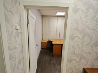 Фотография Аренда офиса, 32 м² , улица Ульяновых 1 №1 Фотография Аренда офиса, 32 м² , улица Ульяновых 1 №1