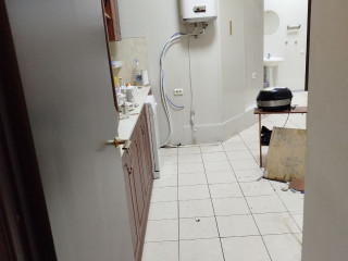 кухонная зона (при необходимости можно демонтировать) кухонная зона (при необходимости можно демонтировать)