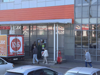 Фотография Продажа магазина, 140 м² , микрорайон Северное Сияние 12 №5 Фотография Продажа магазина, 140 м² , микрорайон Северное Сияние 12 №5