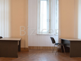 Аренда офиса 28 м² 7-я Красноармейская улица 25