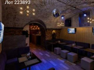 Фотография Продажа помещения свободного назначения, 320 м² , Тверская улица 5/6 №3 Фотография Продажа помещения свободного назначения, 320 м² , Тверская улица 5/6 №3