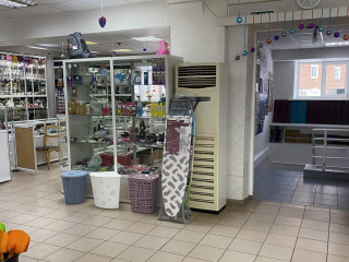 Фотография Аренда магазина, 376 м² , микрорайон Угольщиков 3А №15 Фотография Аренда магазина, 376 м² , микрорайон Угольщиков 3А №15