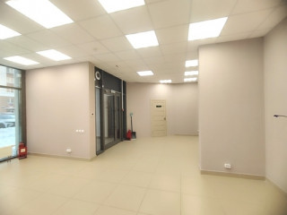 Фотография Аренда магазина, 73 м² , Александра Козицына ул 7  №6