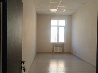 Фотография Аренда офиса, 24 м² , улица Исаева 10 №2 Фотография Аренда офиса, 24 м² , улица Исаева 10 №2