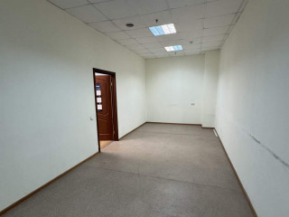 Фотография Аренда офиса, 24 м² , бульвар Строителей 4к1 №5 Фотография Аренда офиса, 24 м² , бульвар Строителей 4к1 №5