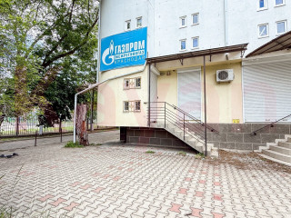 Фотография Продажа офиса, 358 м² , 12-й микрорайон №46 Фотография Продажа офиса, 358 м² , 12-й микрорайон №46