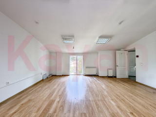 Фотография Продажа офиса, 358 м² , 12-й микрорайон №11 Фотография Продажа офиса, 358 м² , 12-й микрорайон №11