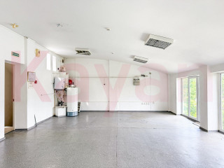 Фотография Продажа офиса, 358 м² , 12-й микрорайон №12 Фотография Продажа офиса, 358 м² , 12-й микрорайон №12