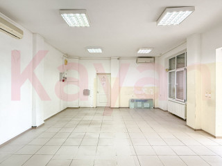 Фотография Продажа офиса, 358 м² , 12-й микрорайон №14 Фотография Продажа офиса, 358 м² , 12-й микрорайон №14