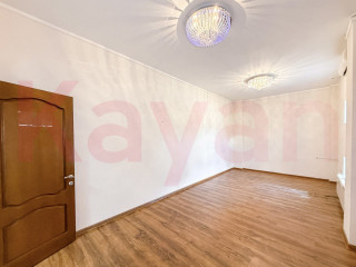 Фотография Продажа офиса, 358 м² , 12-й микрорайон №22 Фотография Продажа офиса, 358 м² , 12-й микрорайон №22