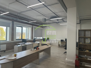 Фотография Аренда магазина, 1560 м² , улица Бехтерева 1АБ №3 Фотография Аренда магазина, 1560 м² , улица Бехтерева 1АБ №3