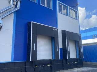 Аренда помещения свободного назначения 1460 м² Западная улица 4