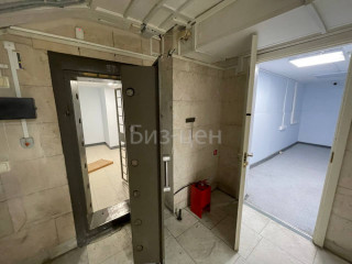 Фотография Аренда офиса, 682 м² , Большой проспект Васильевского острова 78  №2