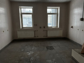 Фотография Аренда производственного помещения, 2000 м² , Рощинская улица   №5