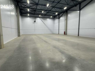 Аренда помещения свободного назначения 768 м² Коммунальная улица 44 