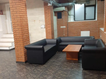 Аренда помещения свободного назначения 150 м² улица Анатолия Живова 10 