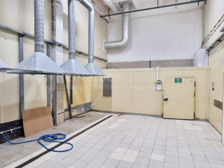 Фотография Аренда производственного помещения, 3613 м² , Фабричная улица 2с4  №2