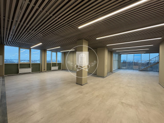 Фотография Аренда помещения свободного назначения, 2000 м² , улица Красных Зорь 22А  №5