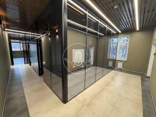 Фотография Аренда помещения свободного назначения, 2000 м² , улица Красных Зорь 22А №8 Фотография Аренда помещения свободного назначения, 2000 м² , улица Красных Зорь 22А №8