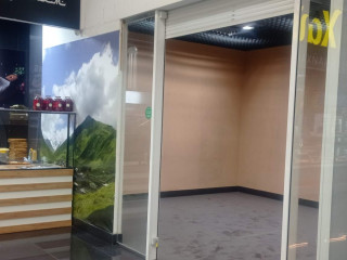 Фотография Аренда магазина, 29 м² , улица Дмитрия Мартынова 12  №7