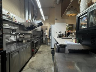 Фотография Аренда помещения свободного назначения, 76 м² , Сурикова ул 63/2  №20