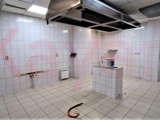 Фотография Продажа помещения свободного назначения, 583 м² , Красная улица №16