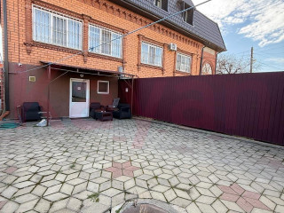 Фотография Аренда помещения свободного назначения, 700 м² , улица Болотникова №15