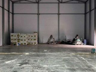 Аренда помещения свободного назначения 1000 м² Южная улица 6 