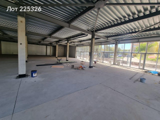 Аренда помещения свободного назначения 900 м² Институтская улица 25 