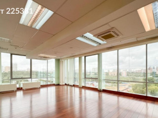 Фотография Аренда офиса, 558 м² , Верейская улица 17  №2