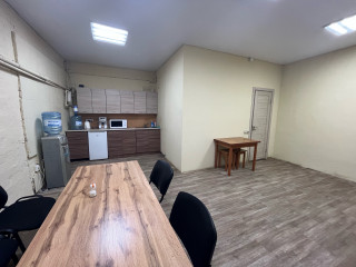 Фотография Аренда помещения свободного назначения, 811 м² , улица Димитрова 34  №4