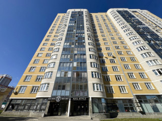 Фотография Аренда магазина, 183 м² , 8 Марта ул 190  №1