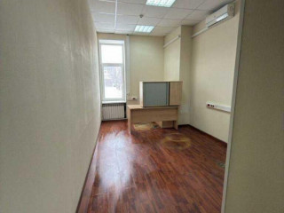 Фотография Аренда помещения свободного назначения, 1112 м² , Кольская улица 12  №8