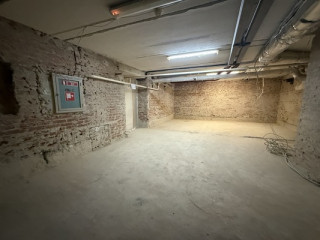 Фотография Аренда помещения свободного назначения, 300 м² , Антона Валека ул 12  №10