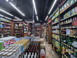 Фотография Продажа помещения свободного назначения, 97 м² , улица имени Героя Георгия Бочарникова №5 Фотография Продажа помещения свободного назначения, 97 м² , улица имени Героя Георгия Бочарникова №5