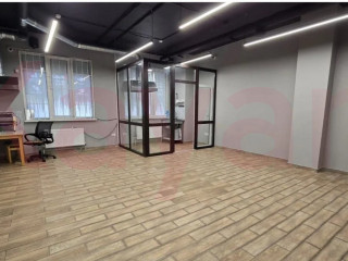 Фотография Аренда помещения свободного назначения, 85 м² , улица Селезнёва №3 Фотография Аренда помещения свободного назначения, 85 м² , улица Селезнёва №3