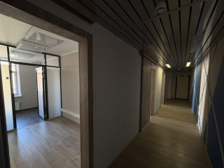 Фотография Аренда офиса, 210 м² , улица Чайковского 29 №15 Фотография Аренда офиса, 210 м² , улица Чайковского 29 №15
