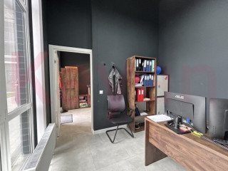 Фотография Продажа помещения свободного назначения, 50 м² , улица Западный Обход №10 Фотография Продажа помещения свободного назначения, 50 м² , улица Западный Обход №10