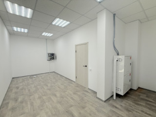 Фотография Продажа помещения свободного назначения, 83 м² , Крауля ул 194 №8 Фотография Продажа помещения свободного назначения, 83 м² , Крауля ул 194 №8