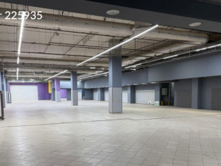Фотография Аренда помещения свободного назначения, 1660 м² , улица Поляны 8 №2 Фотография Аренда помещения свободного назначения, 1660 м² , улица Поляны 8 №2