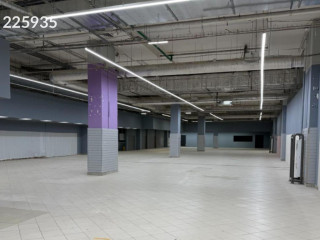 Фотография Аренда помещения свободного назначения, 1660 м² , улица Поляны 8 №1 Фотография Аренда помещения свободного назначения, 1660 м² , улица Поляны 8 №1