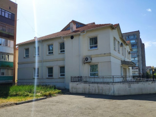 Продажа помещения свободного назначения 903 м² улица Вартанова 12А 