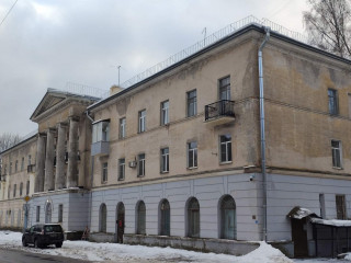 Продажа помещения свободного назначения 703 м² Заводская улица 22