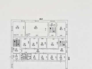 Продажа помещения свободного назначения 825 м² Коммунистическая улица 13 